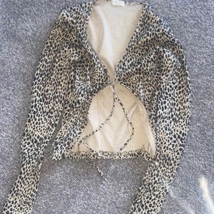 John Galt Women leopard tie long sleeve top size medium